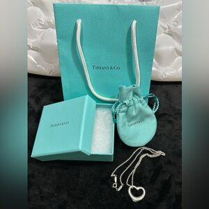 Tiffany & Co. Peretti 925 Silver Open Heart Pendant Necklace